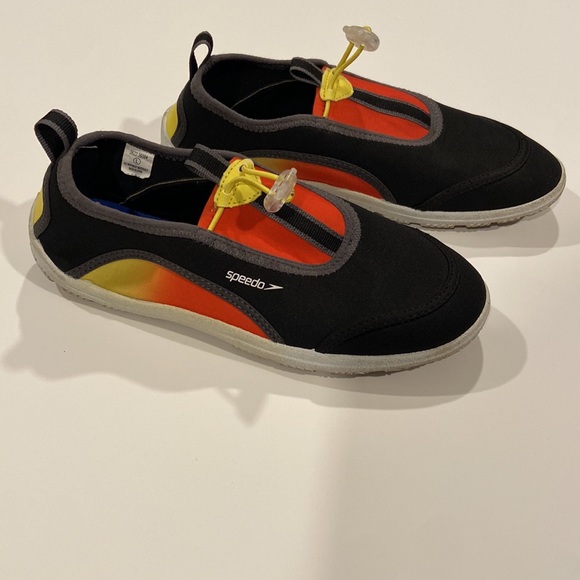Speedo Junior Surf Walker Water Shoes - Black Orange size Junior Large (4-5) - Picture 2 of 7